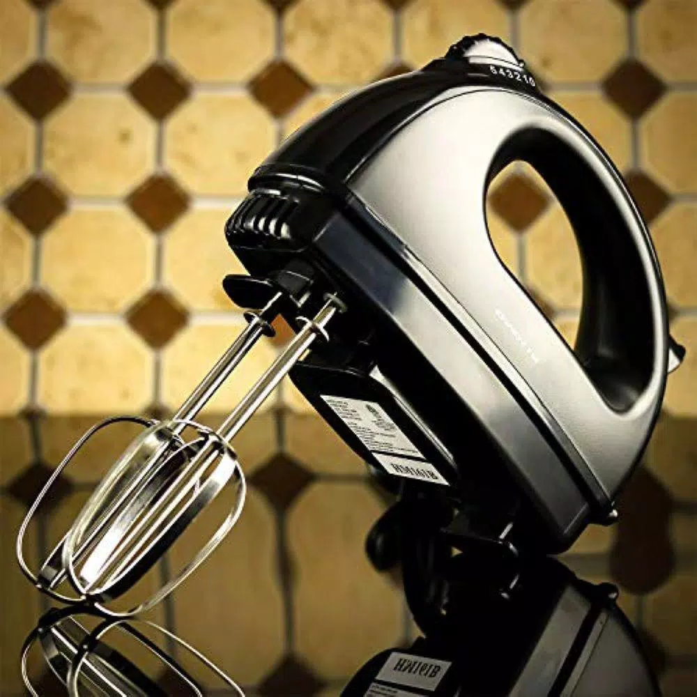 Coupon π₯° Ovente 5-Speed Hand Mixer Stainless Steel Chrome Beaters And Free Snap-On Case, 150W, Black 𧨠- Image 6