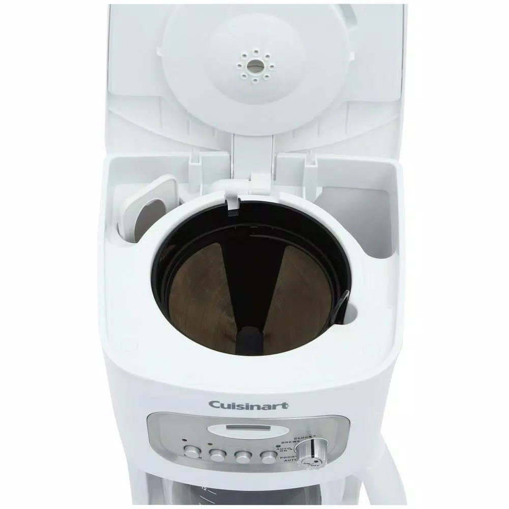 Brand new π₯° Cuisinart 12-Cup White Drip Coffee Maker With Carafe βοΈ - Image 5
