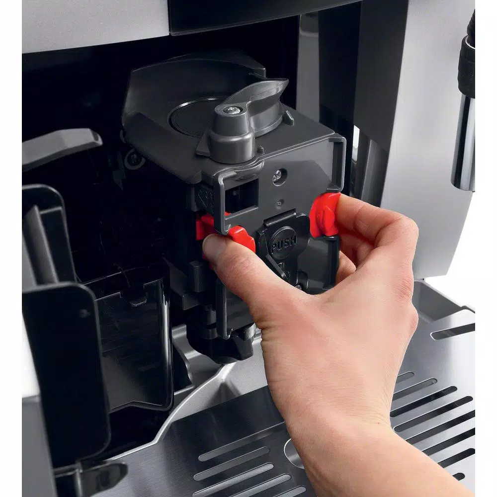 Outlet ❤️ DeLonghi Magnifica Fully Automatic Stainless Steel Espresso Machine With Manual Cappuccino Maker System 🤩 - Image 6