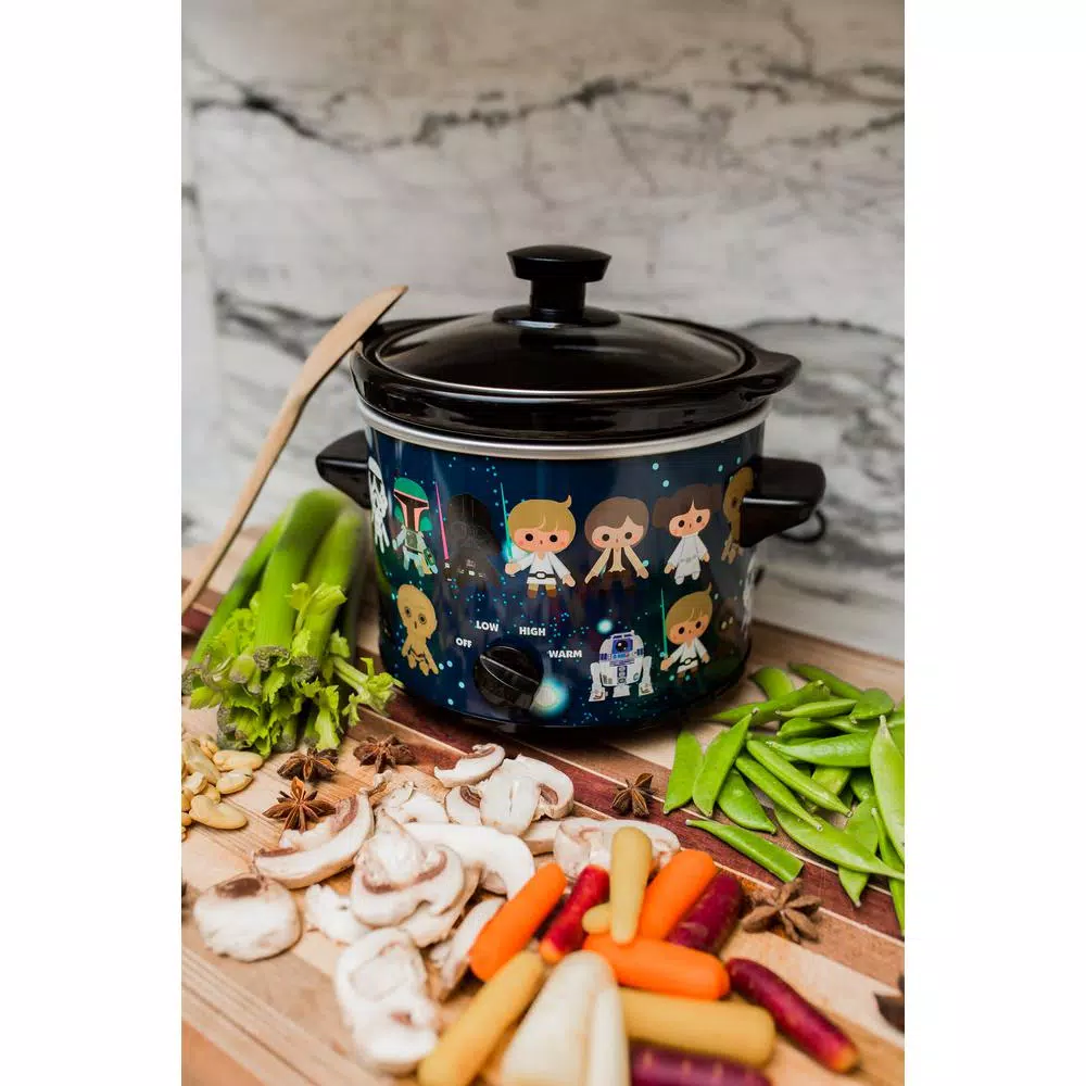 Discount π Uncanny Brands Star Wars 2QT. Slow Cooker Black 𧨠- Image 6