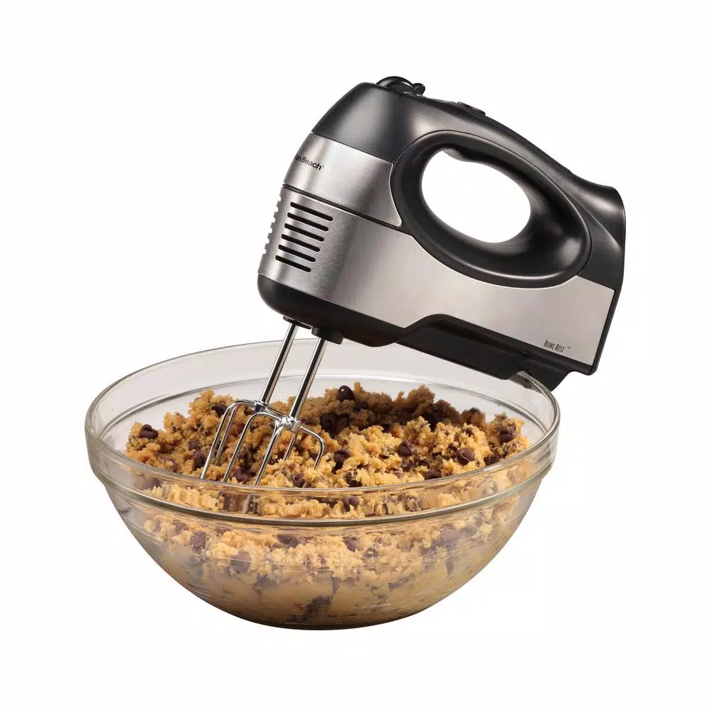 Brand new βοΈ Hamilton Beach 6-Speed Black Stainless Steel Hand Mixer With QuickBurst π